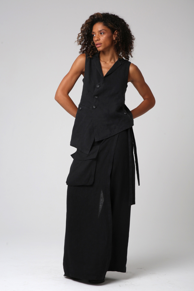 жилет 320 черный брюки 207 (1)