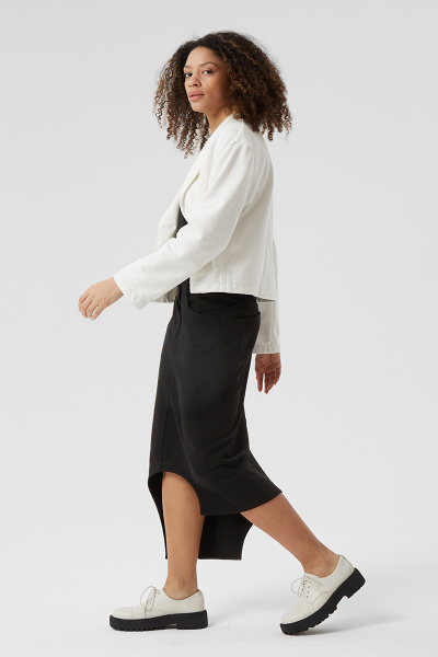 24-23-02_clothe_anna4178